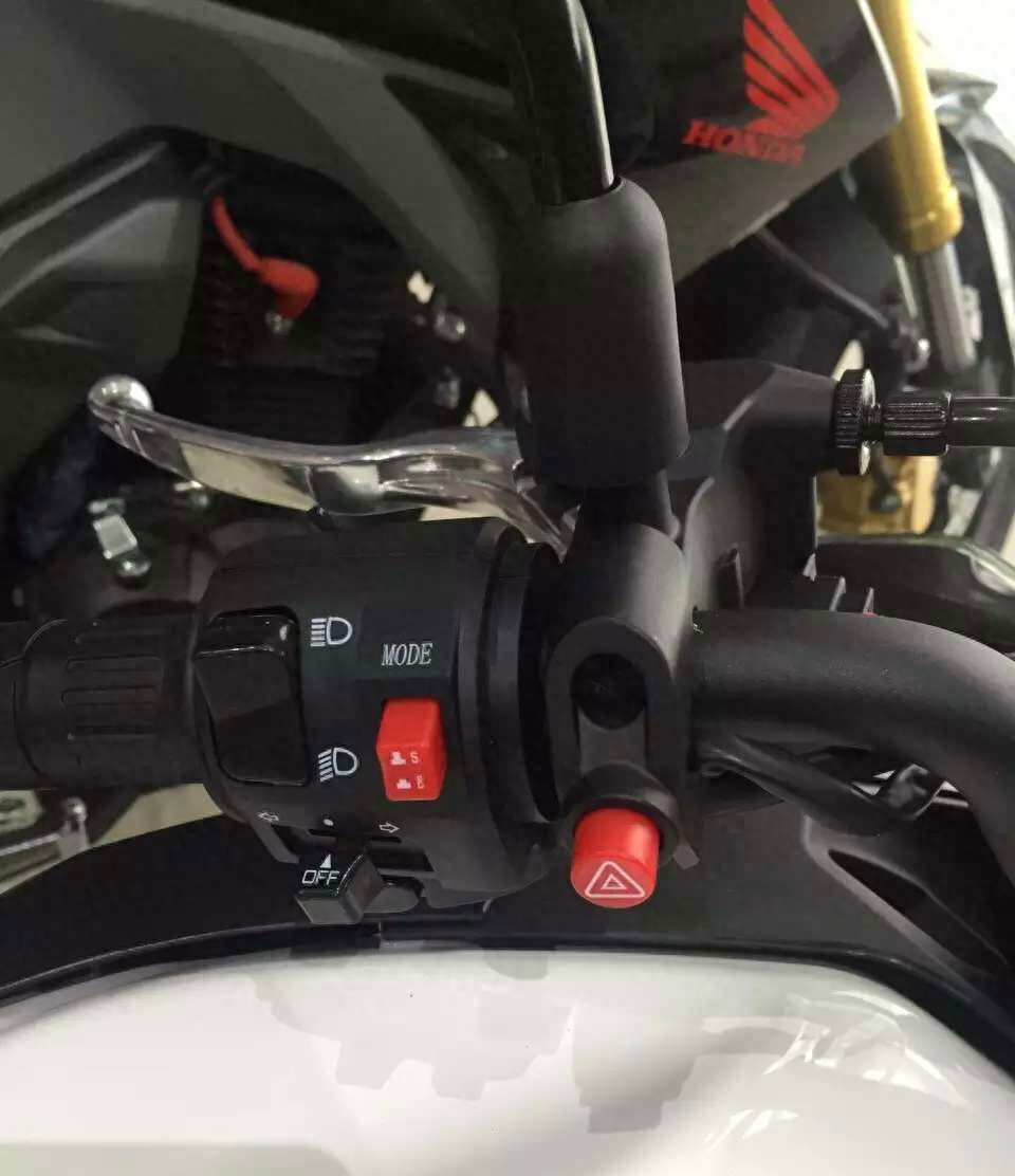 39800元提回春风650nk，开启运动模式，它就像头小野兽